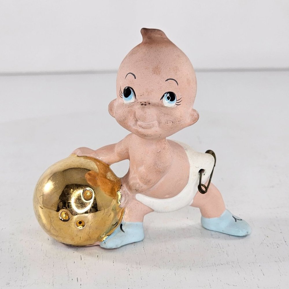 Freeman McFarlin Baby Bowling Figurine Diaper Pin